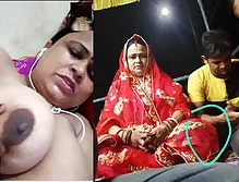 Las tetas y el coño de Indiana aunty se muestran en este video exclusivo
